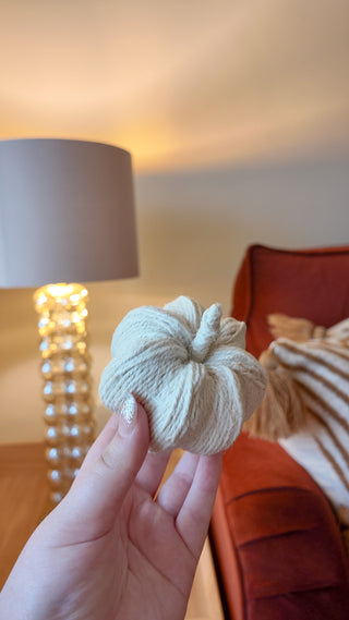 Autumn Spice Rope Pumpkins – Decorative Home Fragrance with Pumpkin Chai Spray